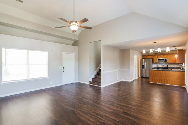 Building Photo - 3064 Ace Wintermeyer Dr