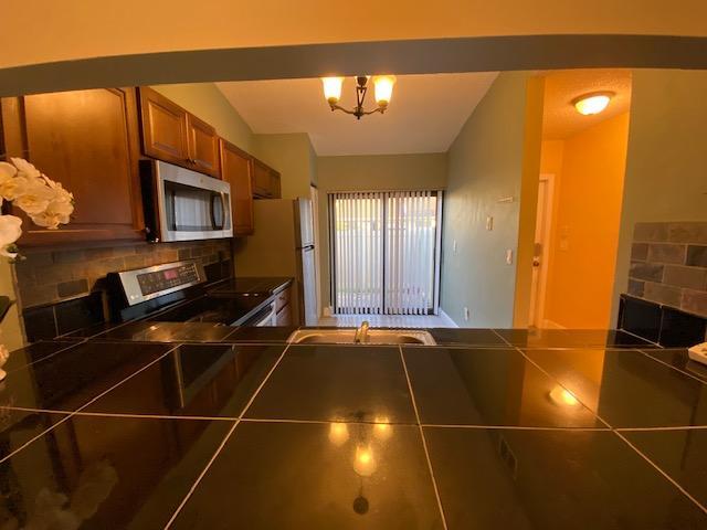 Building Photo - 10323 Boca Bend W