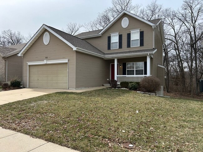 Building Photo - Wonderful, newer 2 Story home in O'Fallon, MO!