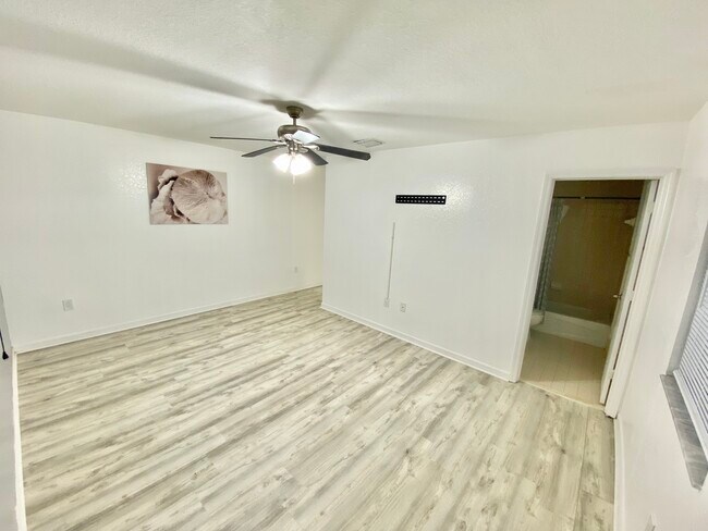 Foto del edificio - 18951 SW 113th Pl