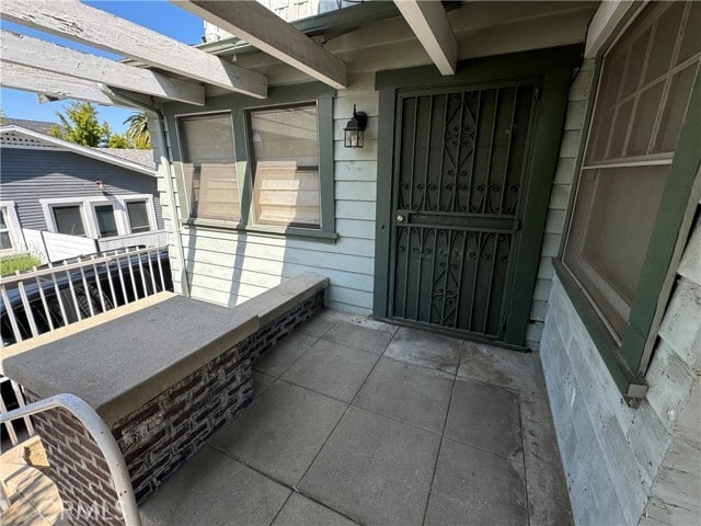 Building Photo - 1021 Sanborn Ave