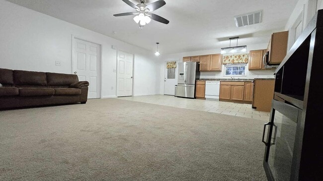 Foto del edificio - 1507 Cloverdale Ct