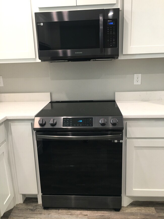 Foto del edificio - 709 W Woodard St