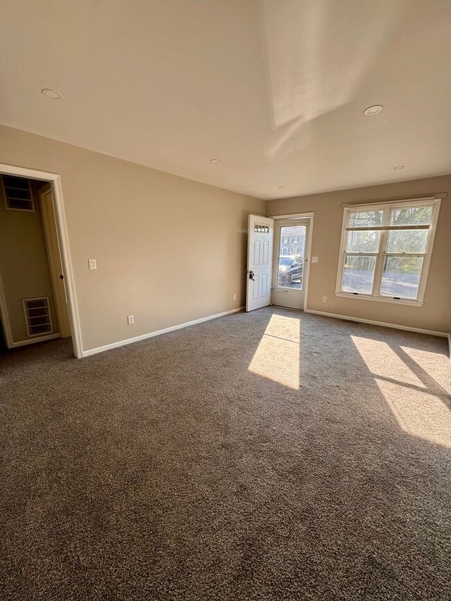 Foto del edificio - Charming 2 Bedroom Townhouse in New Market