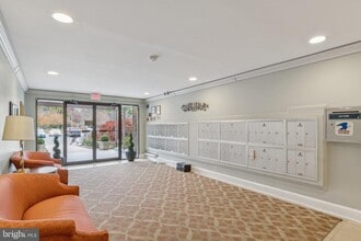 Building Photo - 2817 Jermantown Rd