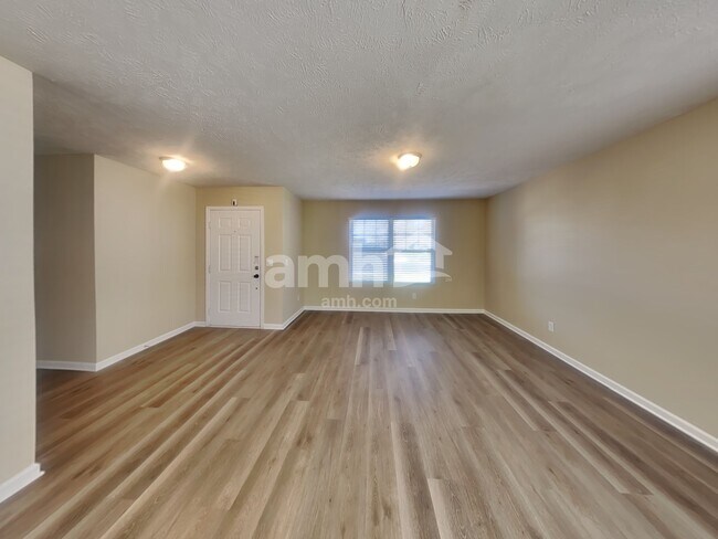 Foto del edificio - 5527 Middlebury Dr