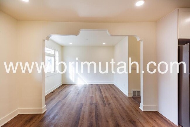 Photo - Noble Place 766 E. 800 S. Apartment