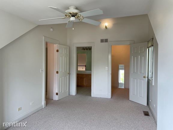 Building Photo - 2 br, 1.5 bath Townhome - 215 S. Ewing Street