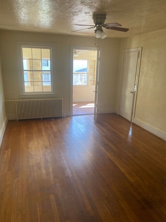 Building Photo - 3108 Garland Ave