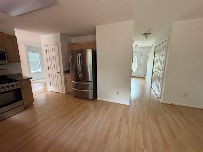 Foto del edificio - Single-Family home in the Springhill neighborhood off News Road in Williamsburg!