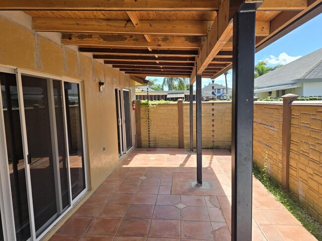 Foto del edificio - 18110 SW 139th Ct