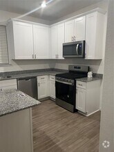 Building Photo - 5414 Balerna St