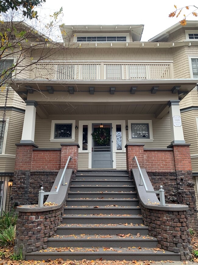 Building Photo - 1320 18th St