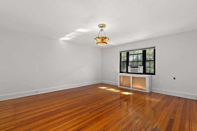 Foto del edificio - 114 56th St