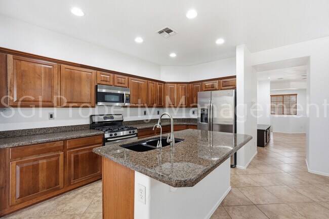 Building Photo - 3822 Adamanda Ct