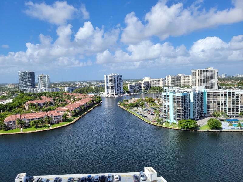 Foto principal - 3800 S Ocean Dr