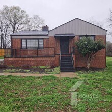 Building Photo - 8 Dargan St