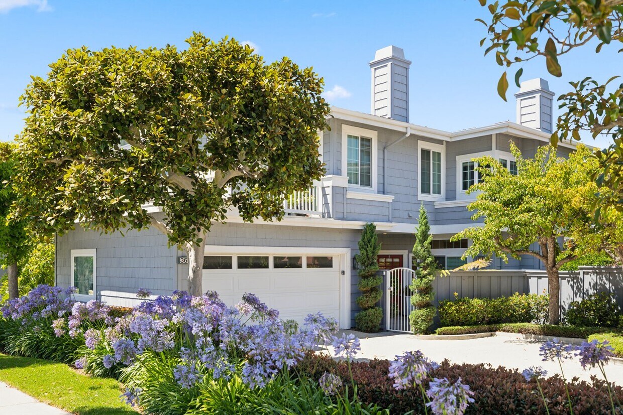 Foto principal - Beautiful 2-Bedroom Home in Desirable 55+ ...