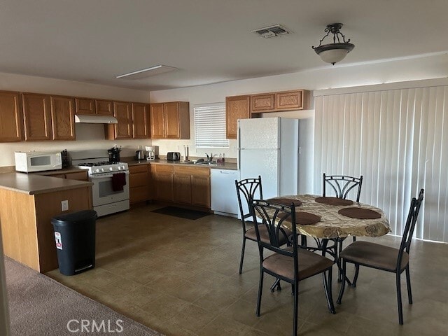 Building Photo - 73482 Desert Trail Dr