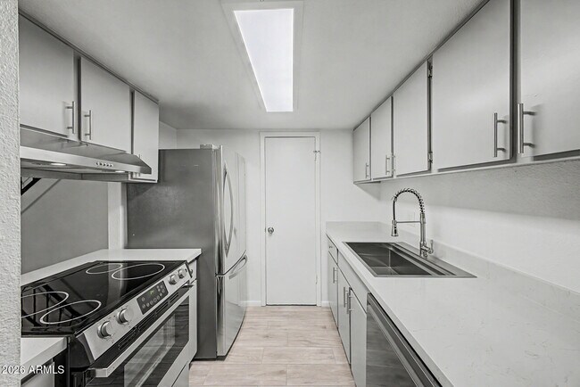 Foto del edificio - 5984 N 48th Ave