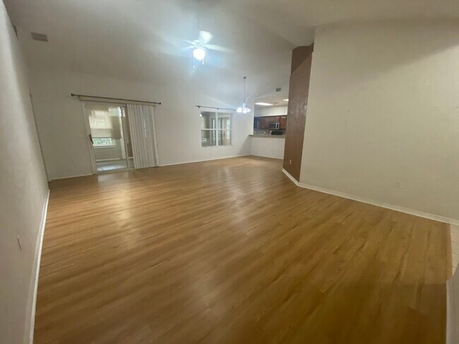 Foto del edificio - 1804 SW 65th Dr