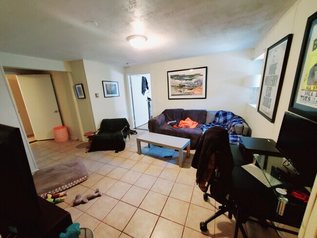 Foto del edificio - 9 Algonquin Ave