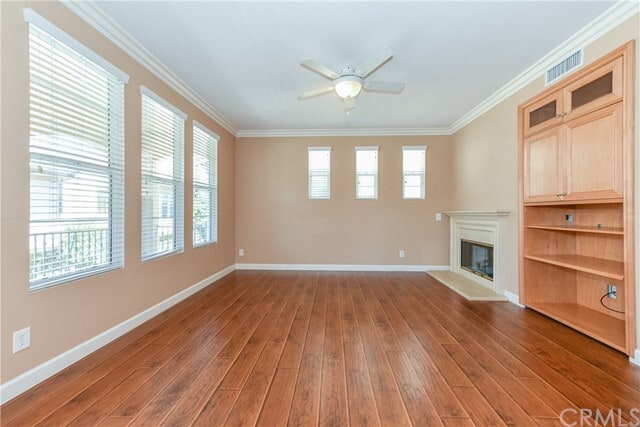 Building Photo - 349 Tall Oak