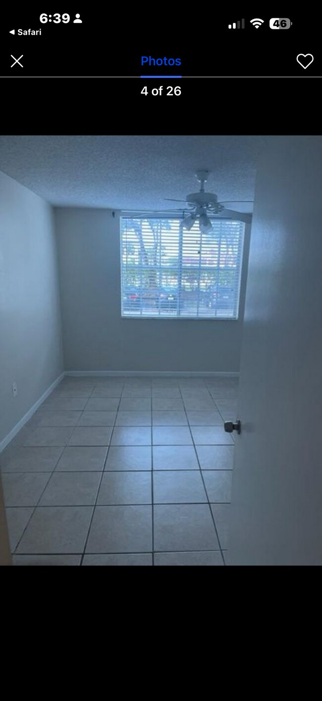 Foto del edificio - 1707 Village Blvd