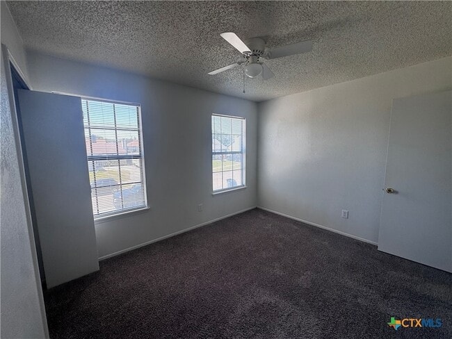 Building Photo - 1613 Bobby Lee Dr