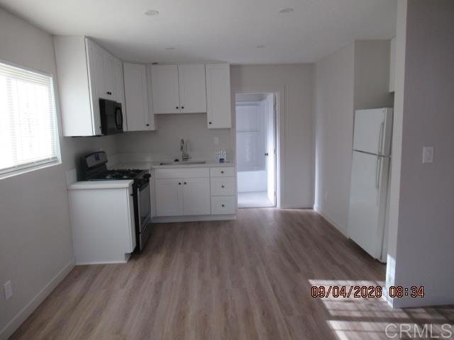 Building Photo - 4240 Nordica Ave