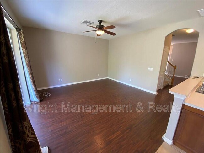 Building Photo - 7843 Foxgrove Dr