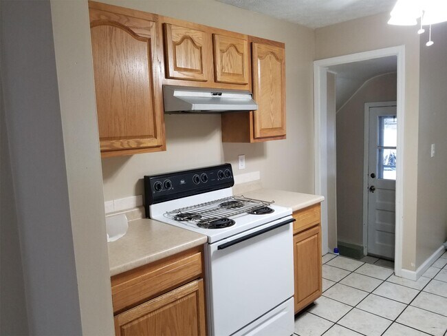 Foto del edificio - 249 Birchwood Ave