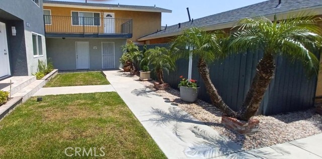 Foto principal - 1682 W Bonnie View Dr