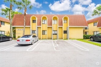 Building Photo - 11398 Royal Palm Blvd