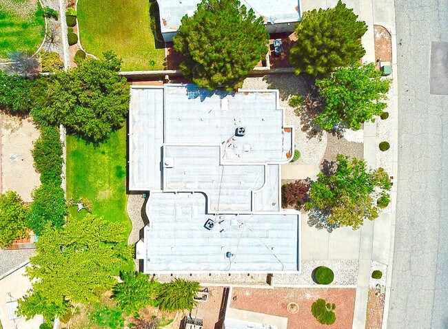 Building Photo - 6413 Brisa Del Mar Dr