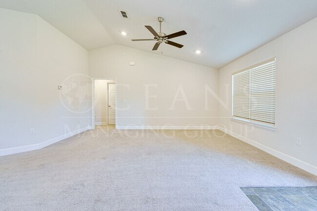 Foto del edificio - Beautiful 4-Bedroom Home in Palm Coast – B...