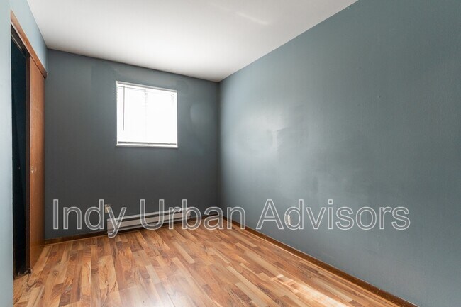 Foto del edificio - 5909 W Morris St