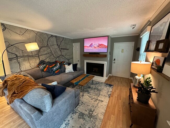 Building Photo - 5788 Brentwood Trace