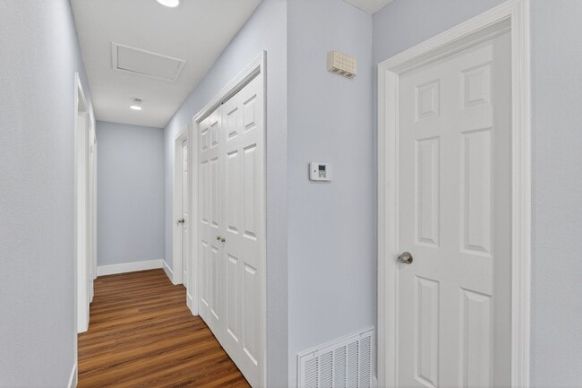 Building Photo - 1519 E Michelson St