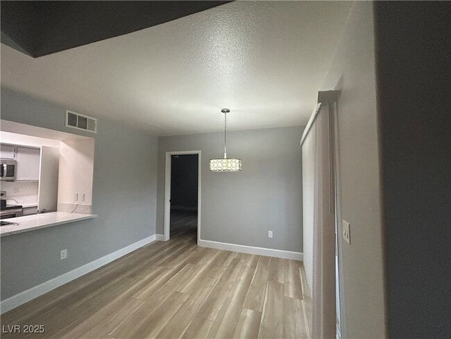 Building Photo - 6650 W Warm Springs Rd