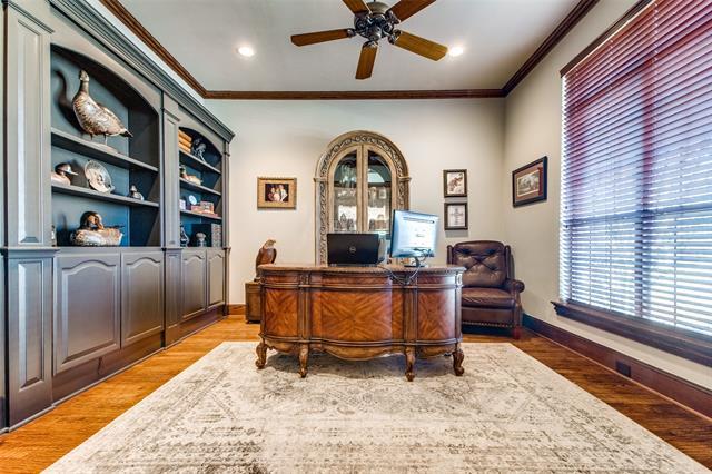 Building Photo - 6709 Knollwood Dr