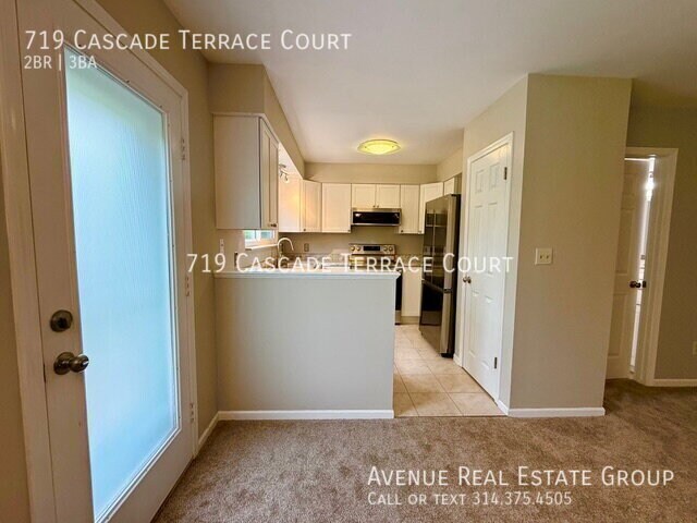 Building Photo - 719 Cascade Terrace Ct