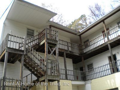 Foto principal - 2514 Spring Garden St