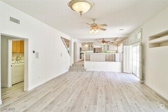 Building Photo - 1 Red Fawn Ct