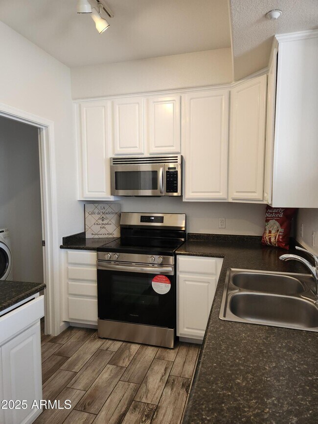 Foto del edificio - 5303 N 7th St