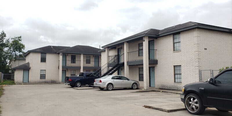 Primary Photo - 909 W. Caffery
