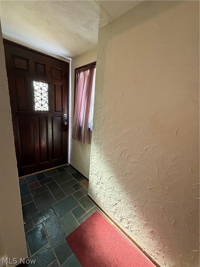 Foto del edificio - 101 E 238th St