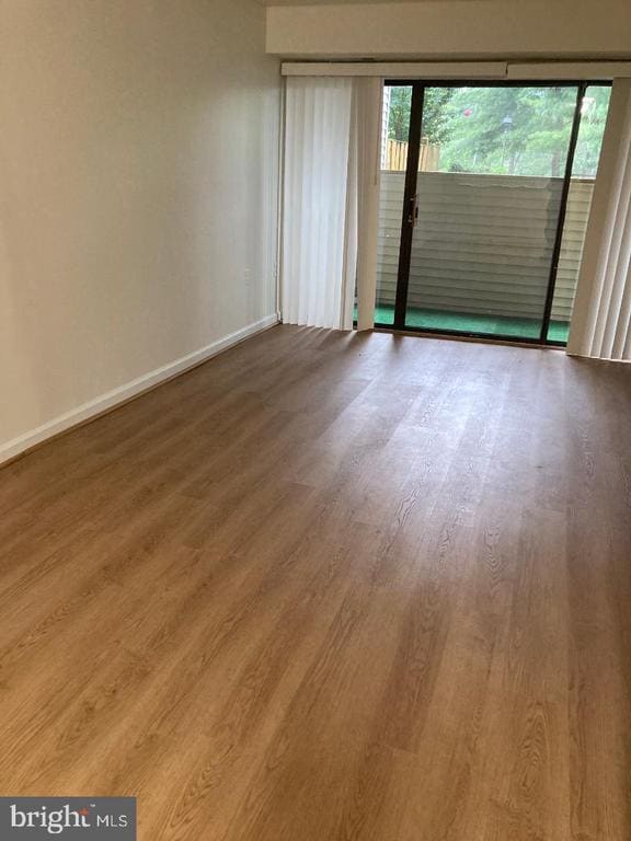 Foto del edificio - 8718 Village Square Dr