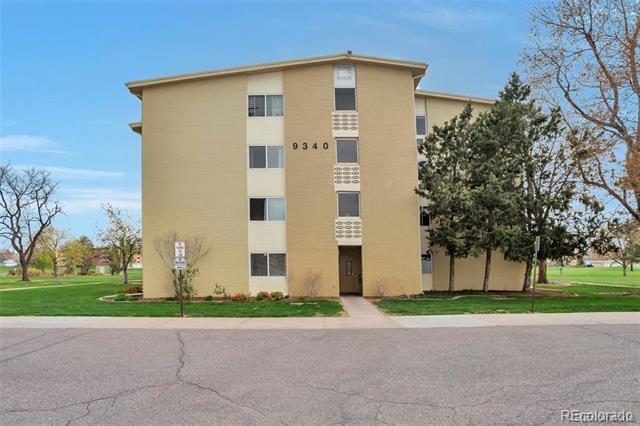 Foto del edificio - 9340 E Center Ave