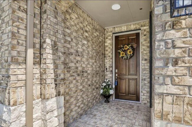 Foto del edificio - 18102 Humber River Ln